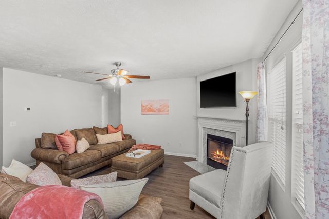 1006 Patmore Ln, Hendersonville, TN 37075