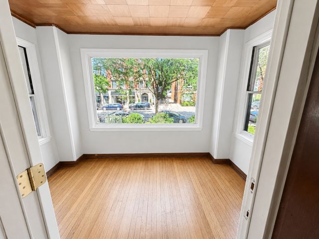 4149 N Sheridan Road 1, Chicago, IL 60613