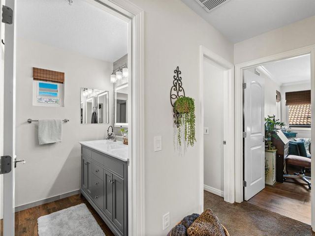 2475 Quail Creek Place, Escondido, CA 92027