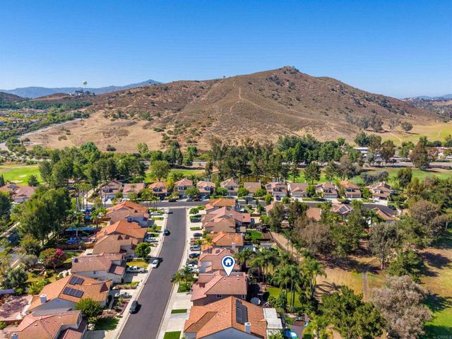 2475 Quail Creek Place, Escondido, CA 92027