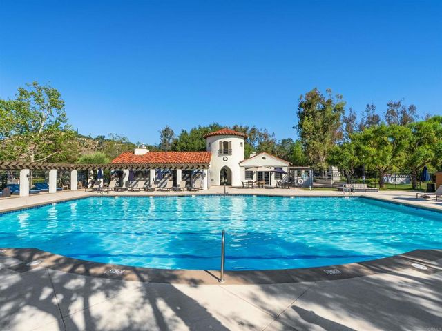 2475 Quail Creek Place, Escondido, CA 92027