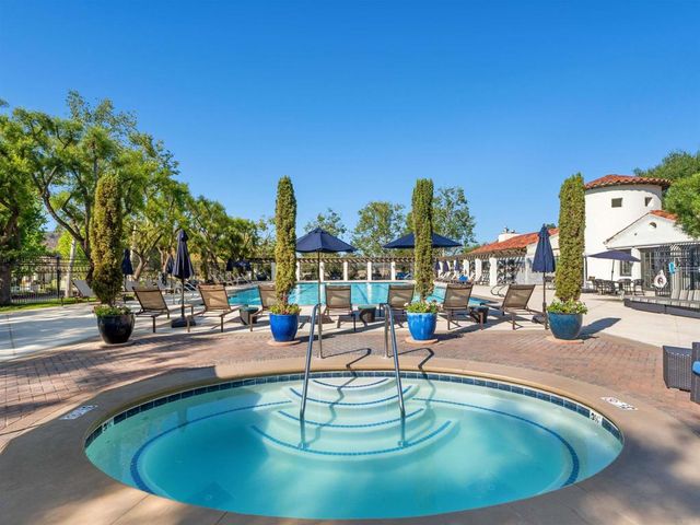 2475 Quail Creek Place, Escondido, CA 92027