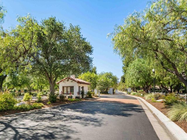 2475 Quail Creek Place, Escondido, CA 92027