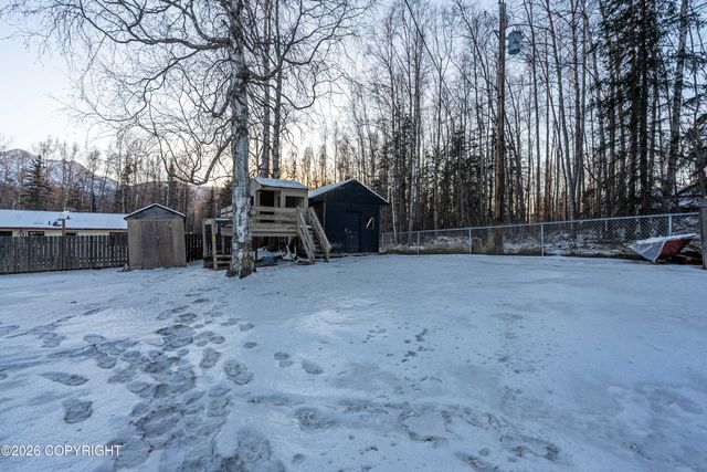 23012 Homestead Road, Chugiak, AK 99567