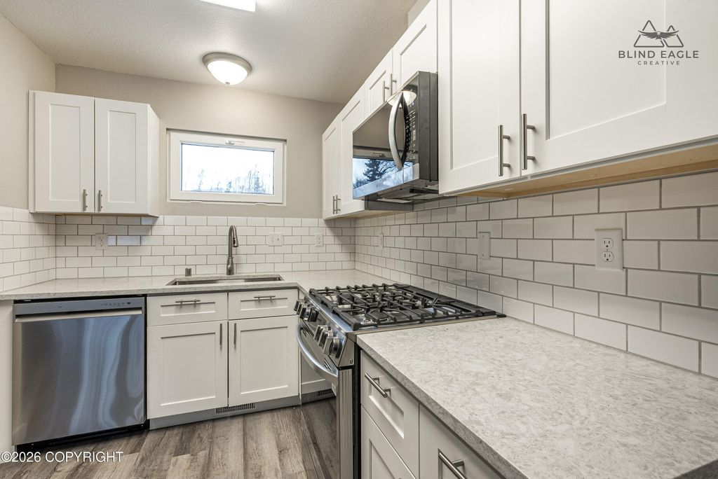 23012 Homestead Road, Chugiak, AK 99567