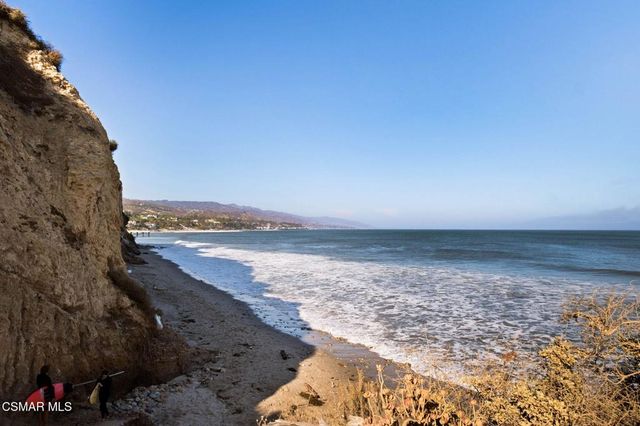 1 Paradise Cove Road, Malibu, CA 90265