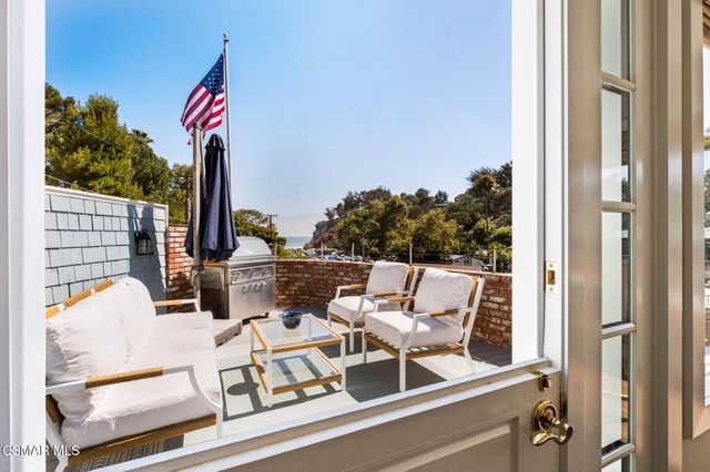 1 Paradise Cove Road, Malibu, CA 90265