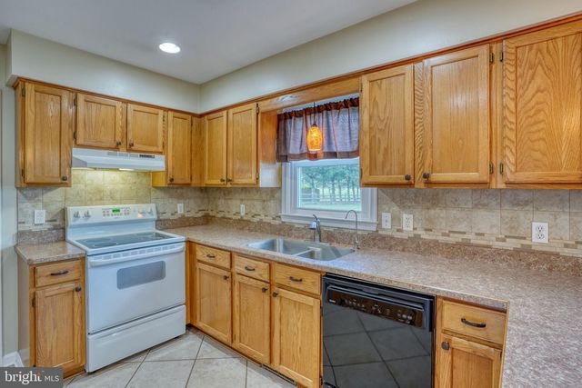 313 COW MARSH CREEK RD, Camden Wyoming, DE 19934