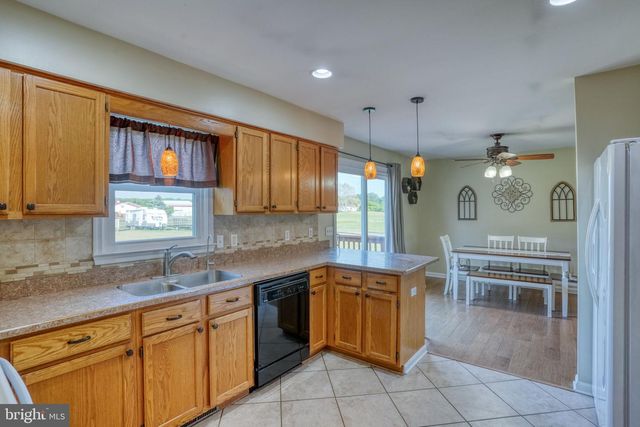 313 COW MARSH CREEK RD, Camden Wyoming, DE 19934