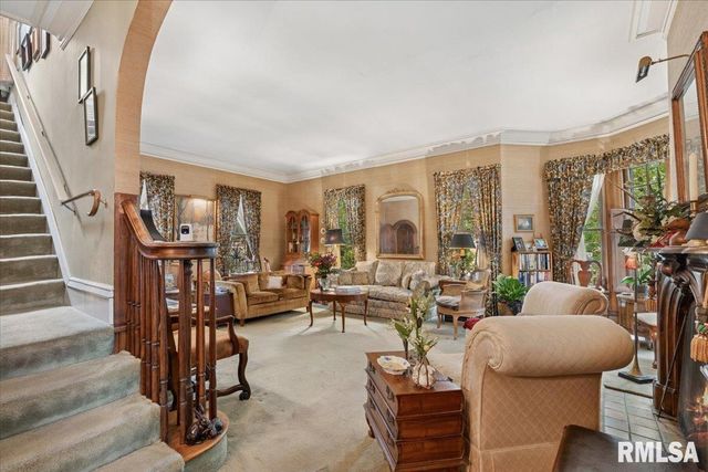 738 N BROAD Street, Galesburg, IL 61401