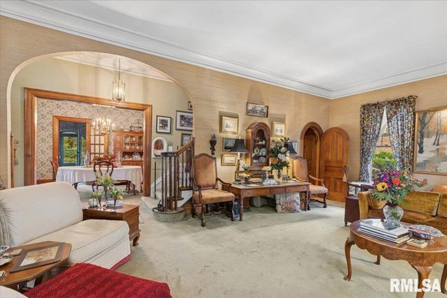 738 N BROAD Street, Galesburg, IL 61401