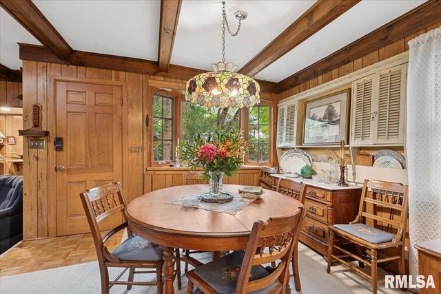 738 N BROAD Street, Galesburg, IL 61401