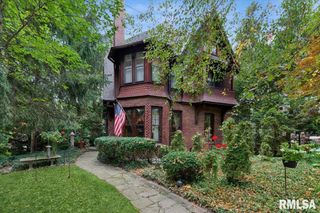 738 N BROAD Street, Galesburg, IL 61401