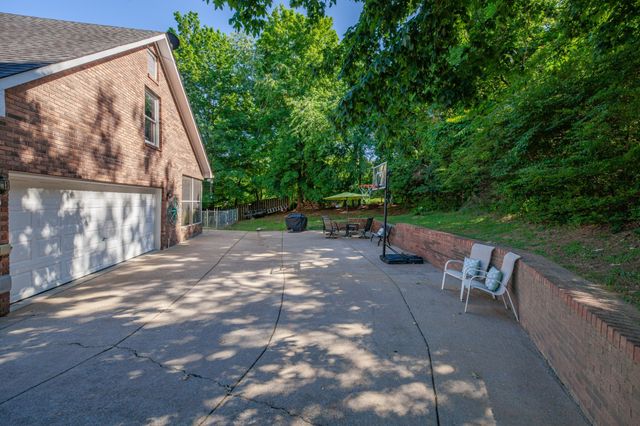 530 David Ave, Lewisburg, TN 37091