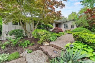 2 Settlers Court, New City, NY 10956