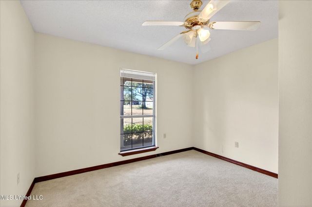 17080 Fenton Dedeaux Road, Kiln, MS 39556