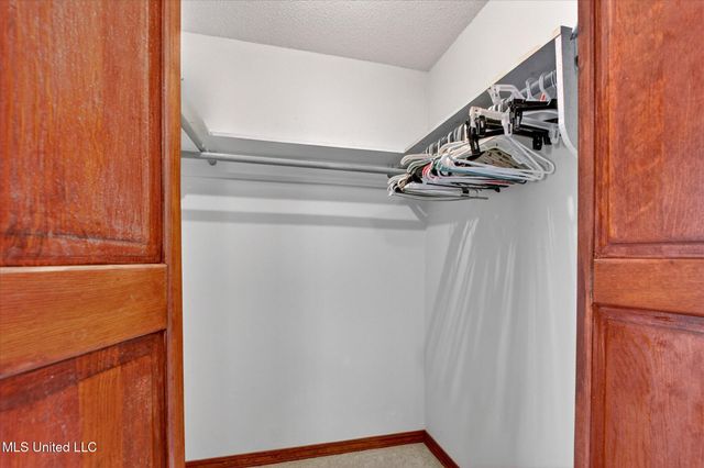 17080 Fenton Dedeaux Road, Kiln, MS 39556