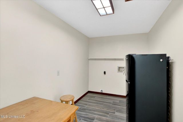 17080 Fenton Dedeaux Road, Kiln, MS 39556