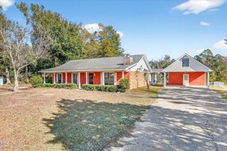 17080 Fenton Dedeaux Road, Kiln, MS 39556