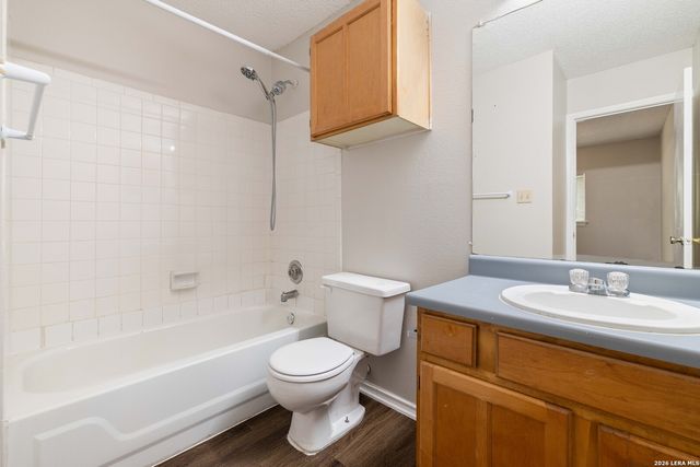 9213 Shadow Crest Dr, Converse, TX 78109