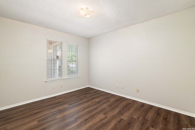 9213 Shadow Crest Dr, Converse, TX 78109