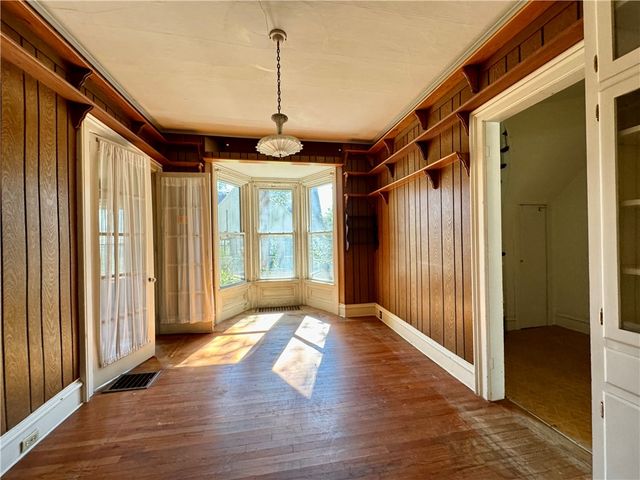 44 Elm Street, Oneonta, NY 13820