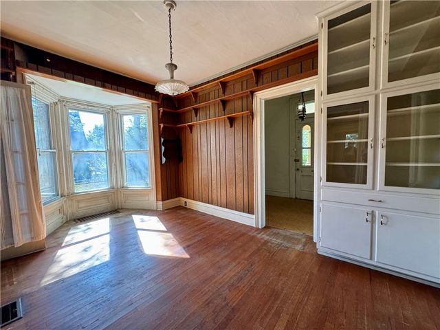 44 Elm Street, Oneonta, NY 13820