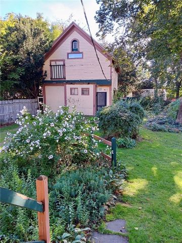 44 Elm Street, Oneonta, NY 13820