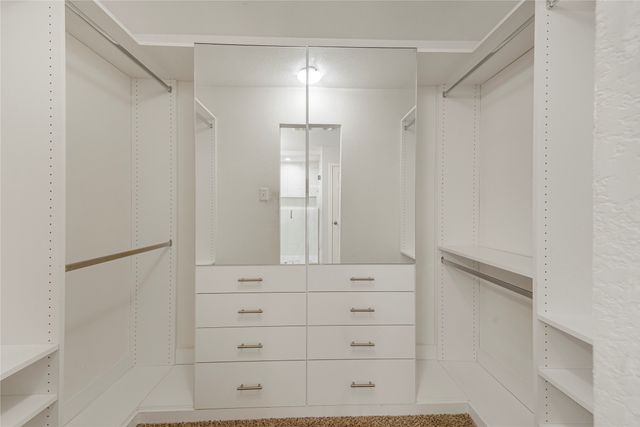 3042 Amber Lane, Farmers Branch, TX 75234