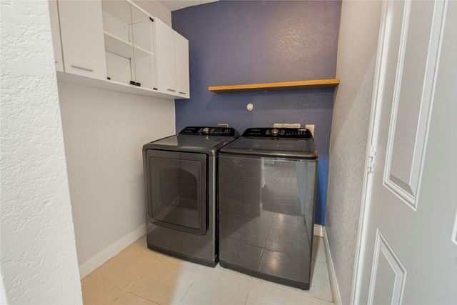 3042 Amber Lane, Farmers Branch, TX 75234