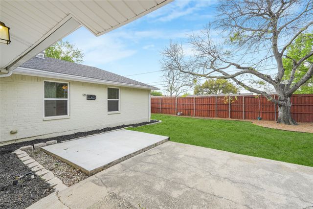 3042 Amber Lane, Farmers Branch, TX 75234