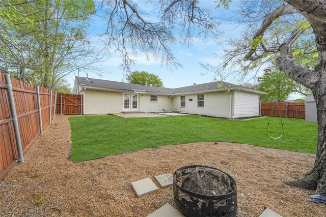 3042 Amber Lane, Farmers Branch, TX 75234