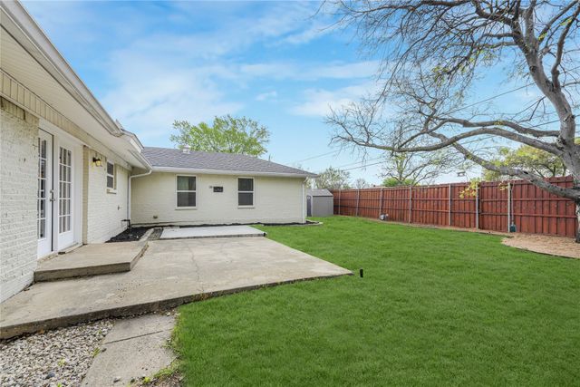 3042 Amber Lane, Farmers Branch, TX 75234