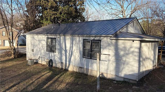 224 N Allen Street, Harrison, AR 72601