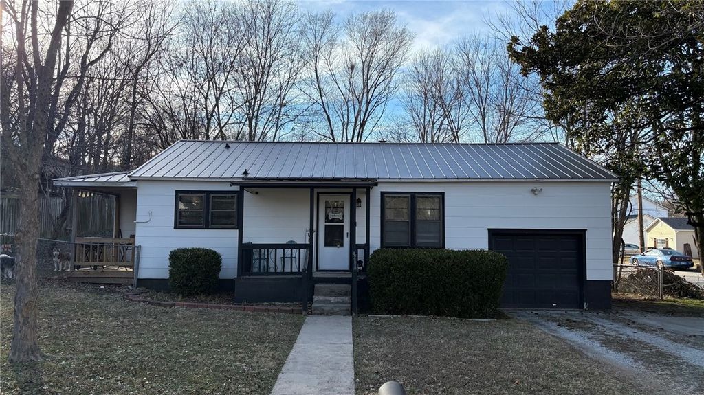 224 N Allen Street, Harrison, AR 72601