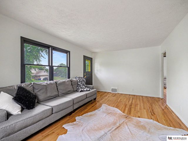 1308 Main Street, Bellevue, NE 68005