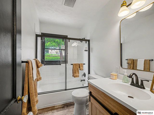 1308 Main Street, Bellevue, NE 68005