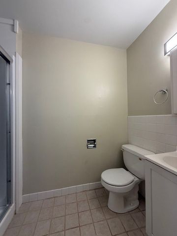 527 W Eastman Street 1c, Arlington Heights, IL 60005