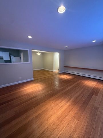 527 W Eastman Street 1c, Arlington Heights, IL 60005