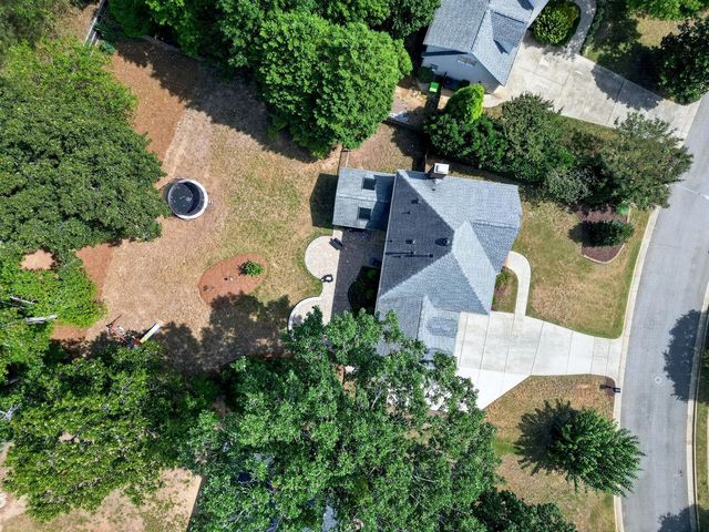 9513 Brimstone Lane, Raleigh, NC 27613