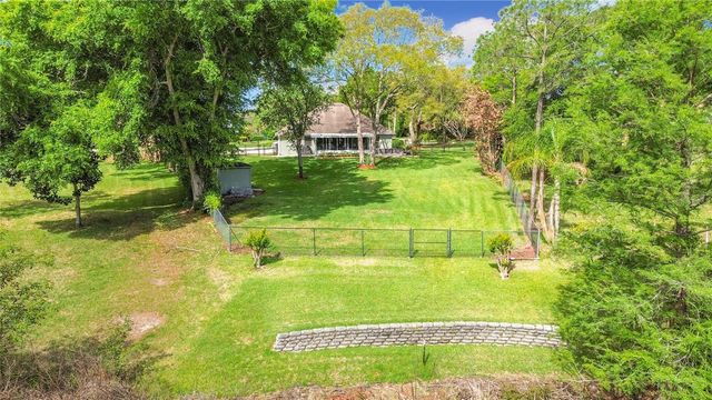 3536 PINE TREE LOOP, Haines City, FL 33844