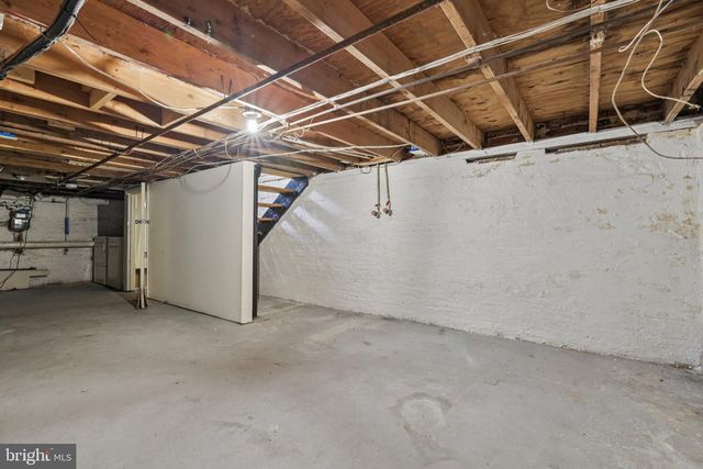 410 N CHESTER ST, Baltimore, MD 21231