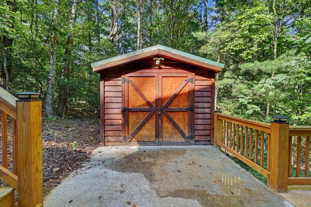 2824 Pat Colwell Road, Blairsville, GA 30512