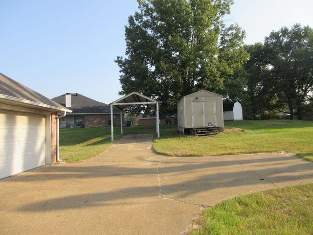 7813 Mary Ann Circle, Shreveport, LA 71107