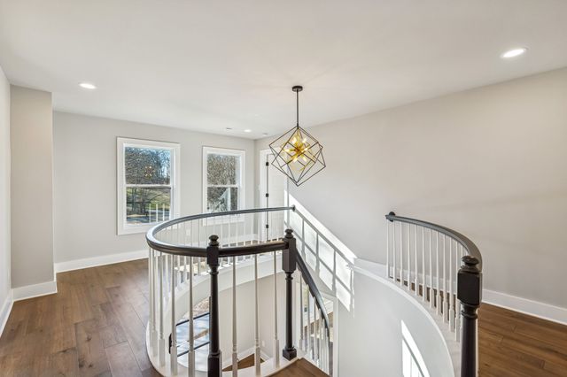 628 Vaughans Gap Rd, Spring Hill, TN 37174