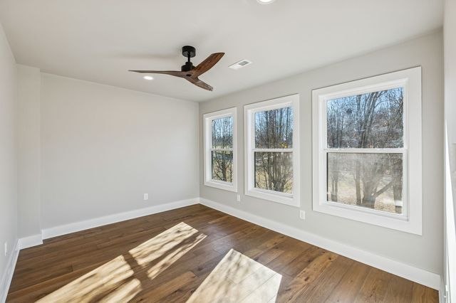 628 Vaughans Gap Rd, Spring Hill, TN 37174