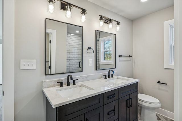 628 Vaughans Gap Rd, Spring Hill, TN 37174