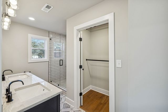 628 Vaughans Gap Rd, Spring Hill, TN 37174