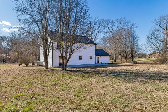 628 Vaughans Gap Rd, Spring Hill, TN 37174
