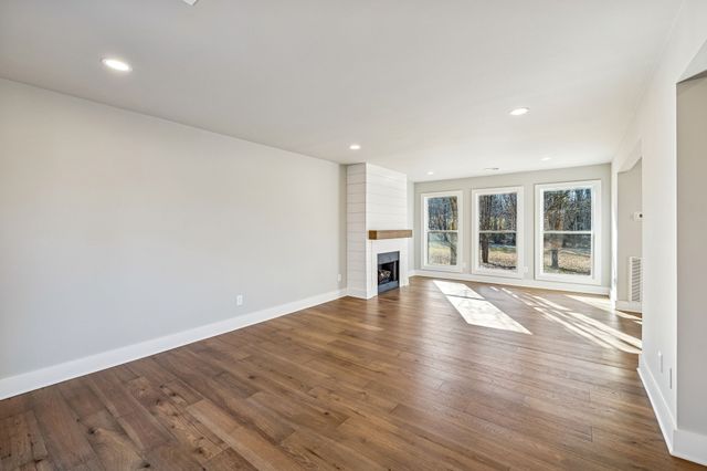 628 Vaughans Gap Rd, Spring Hill, TN 37174